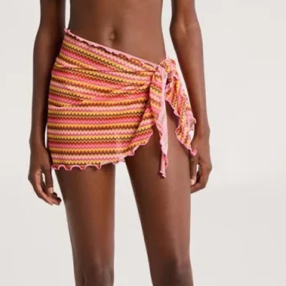 KULANI KINIS MINI MESH SWIM WRAP SARONG COVERUP ZIGZAG MULTI LARGE NWOT